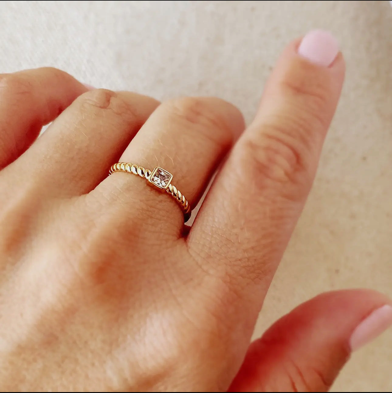 Twisted Solitaire Band with CZ Stone