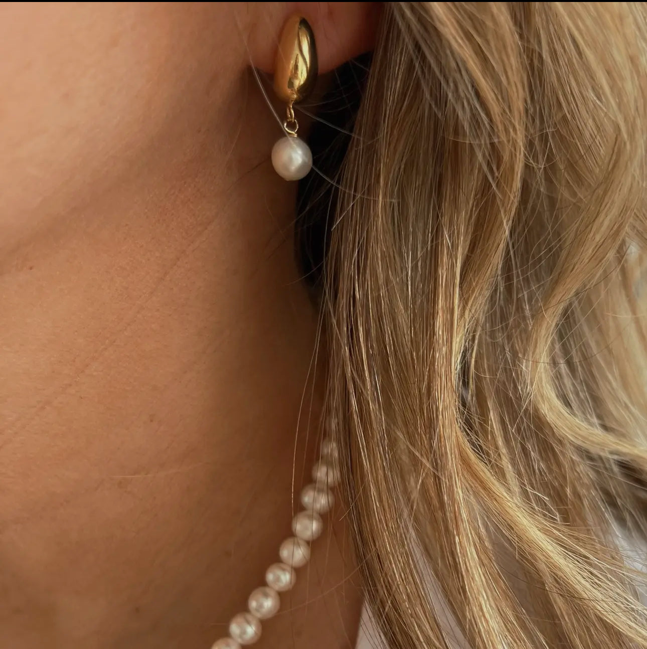 Kira Freshwater Pearl Dome Stud Earrings